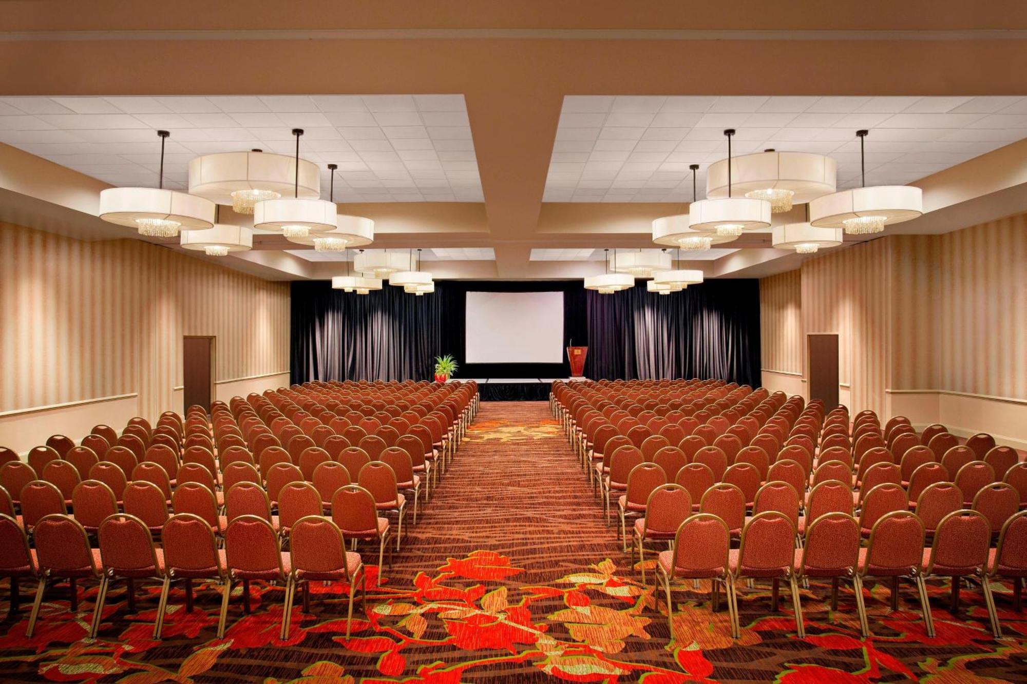 Sheraton Albuquerque Airport Hotel Экстерьер фото