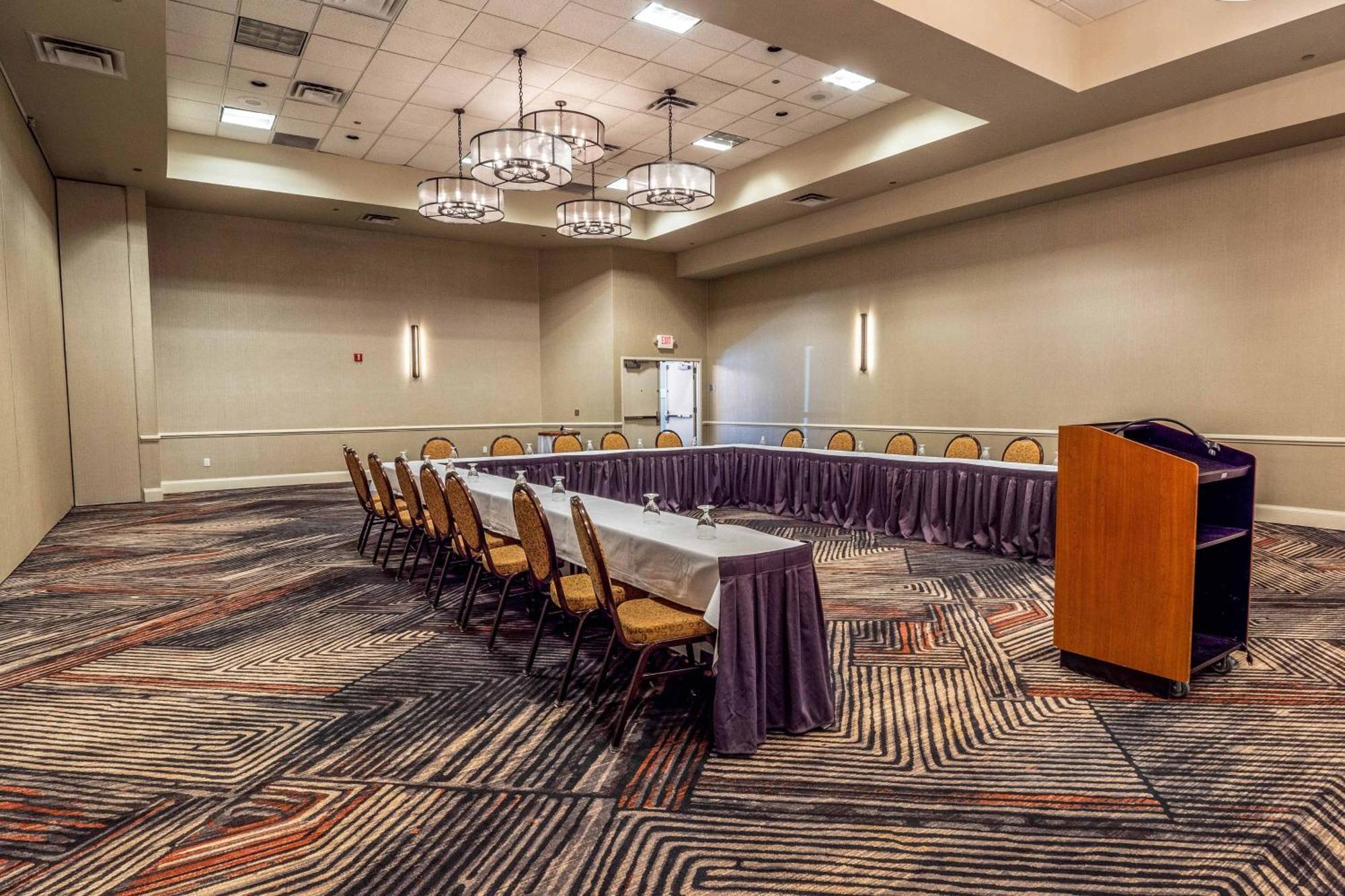 Sheraton Albuquerque Airport Hotel Экстерьер фото