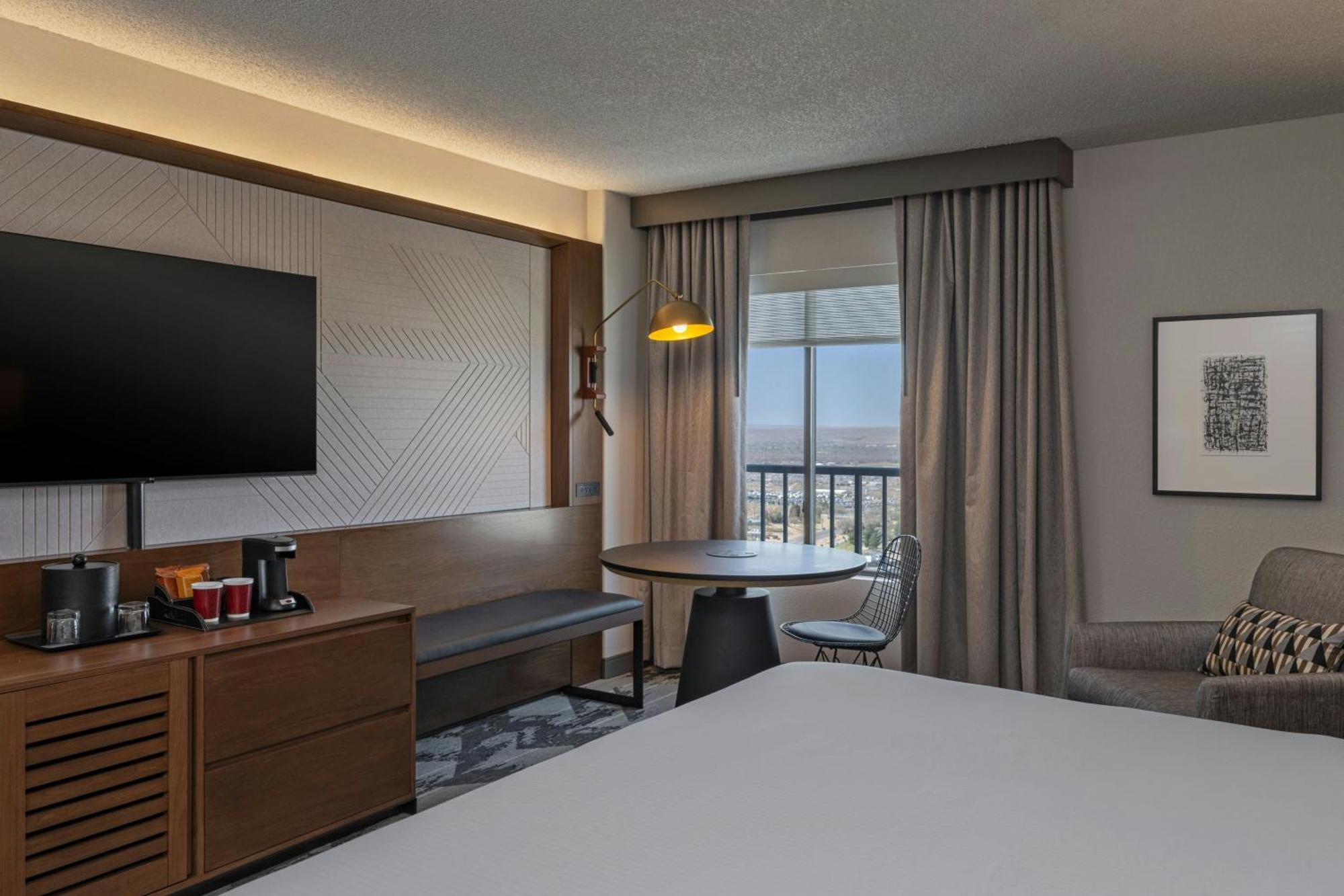 Sheraton Albuquerque Airport Hotel Экстерьер фото